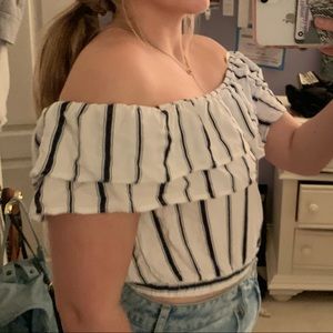 Off the shoulder white w navy blue stripes shirt.